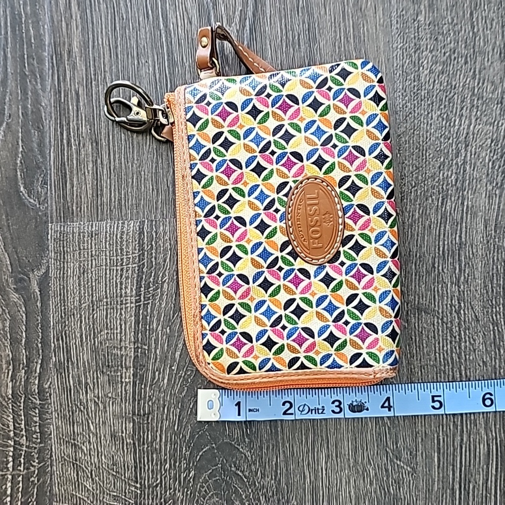 Authentic Fossil Clutch - Picture 11 of 11